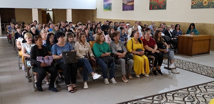ЗУСТРІЧ  БАТЬКІВ З АДМІНІСТРАЦІЄЮ ТА ВИКЛАДАЧАМИ КОЛЕДЖУ